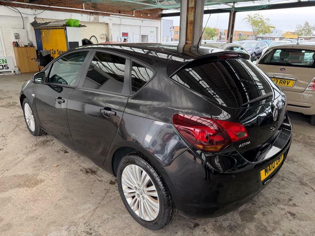 Vauxhall Astra 1.8 Design 140 Bhp Silver #10