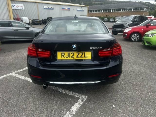 BMW 3 Series 320D Luxury Saloon Blue #5