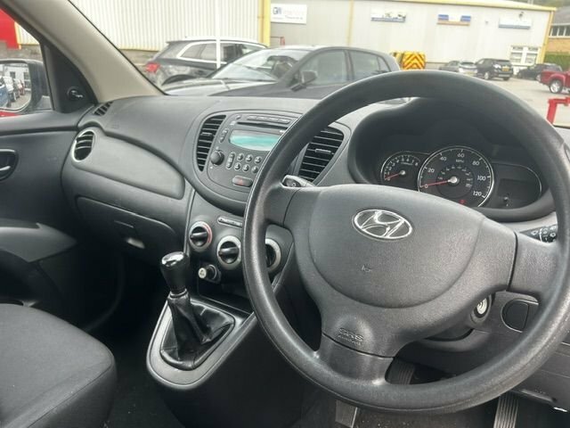 Hyundai I10 Classic Red #8