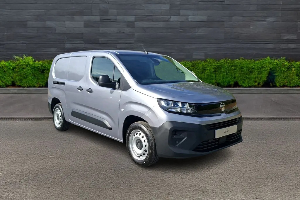Vauxhall Combo 1.5D 100 Prime Plus H1 Van Silver