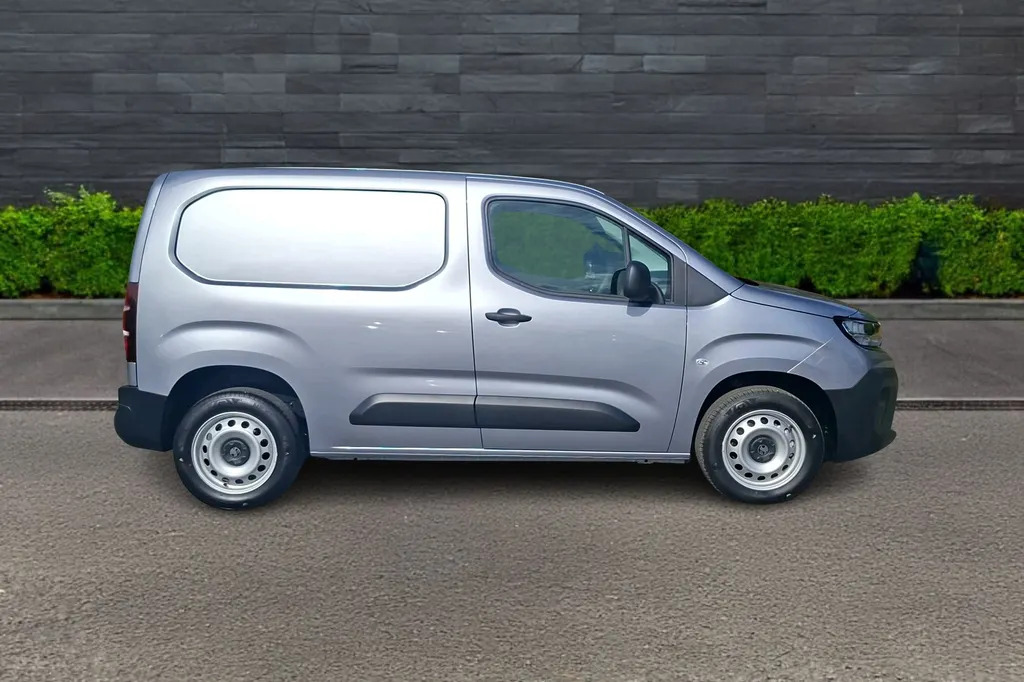 Vauxhall Combo 1.5D 100 Prime Plus H1 Van Silver #5