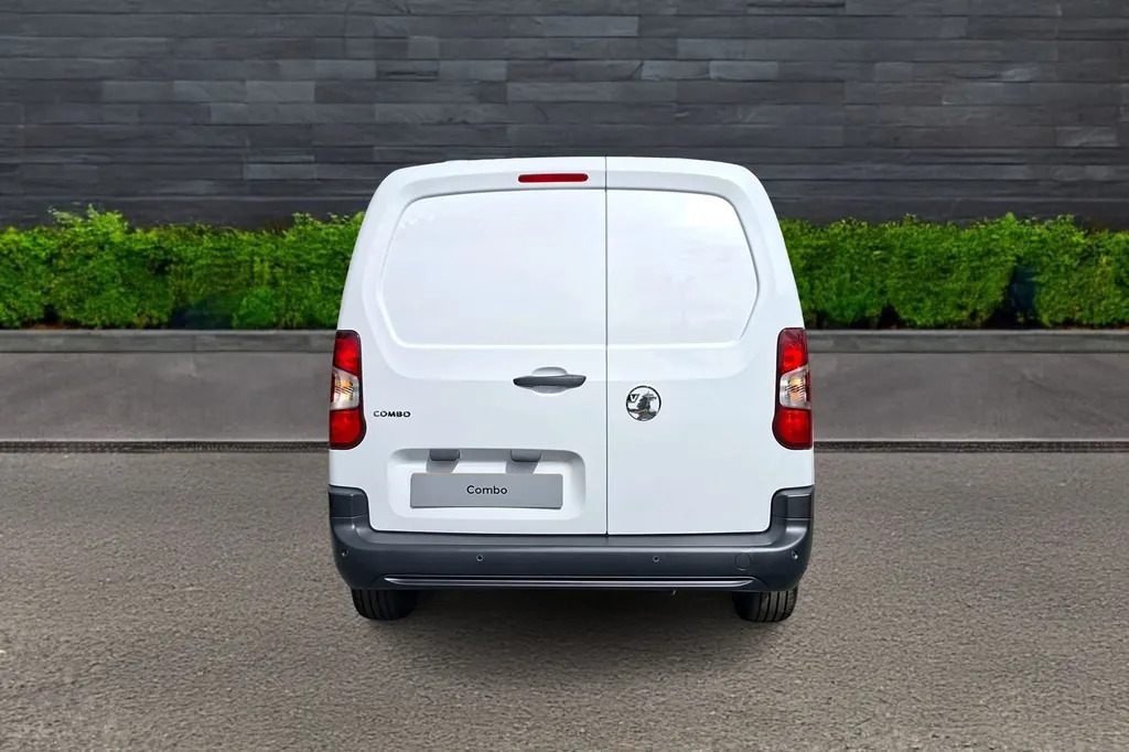 Vauxhall Combo 1.5D 100 Prime Plus H1 Van White #6