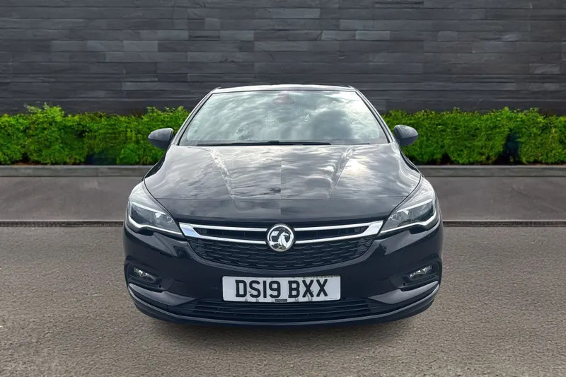 Vauxhall Astra 1.6T 200 Elite Nav Black #2