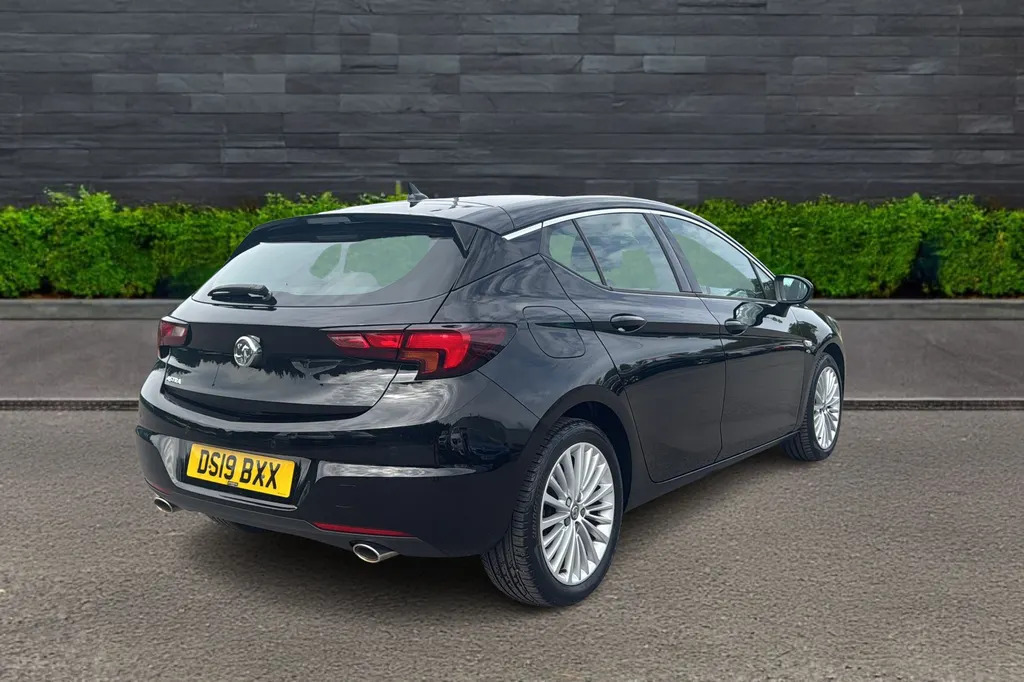 Vauxhall Astra 1.0T Ecotec Sri Nav Red #7
