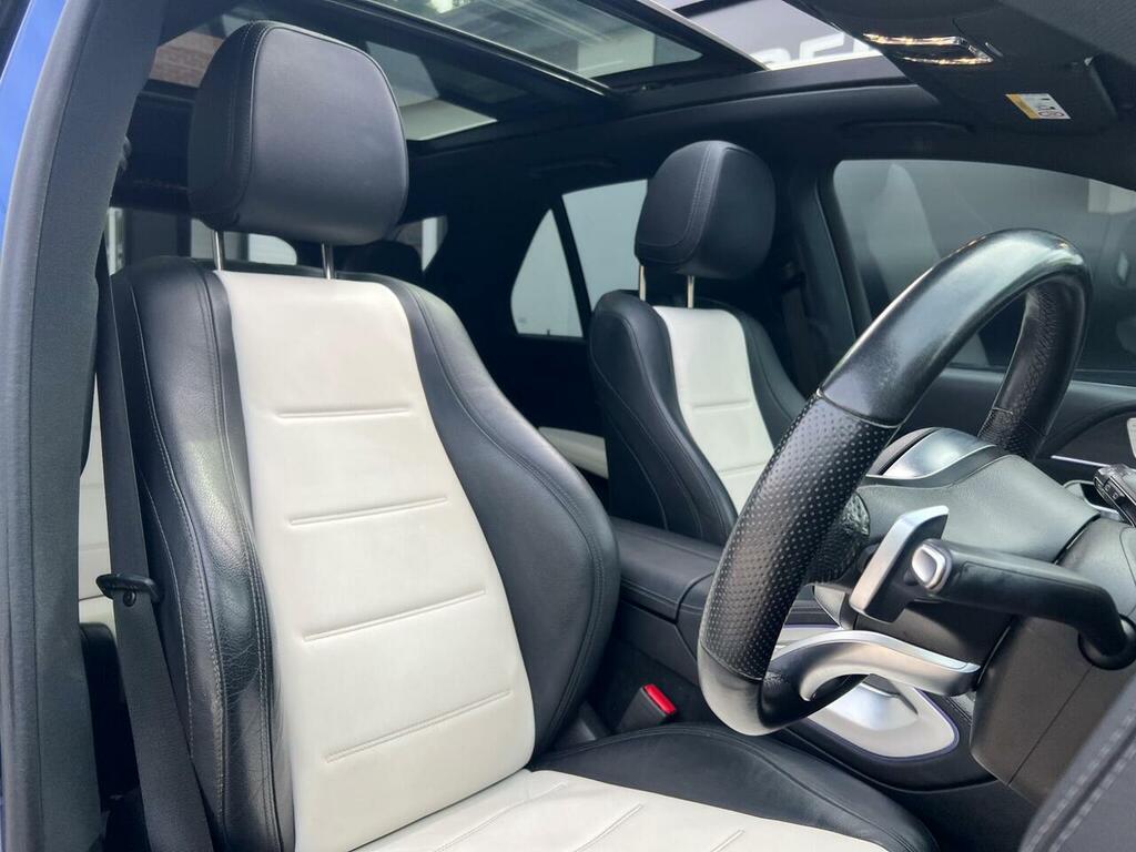 Mercedes-Benz GLE Class 450 Amg Line Premium Blue #35
