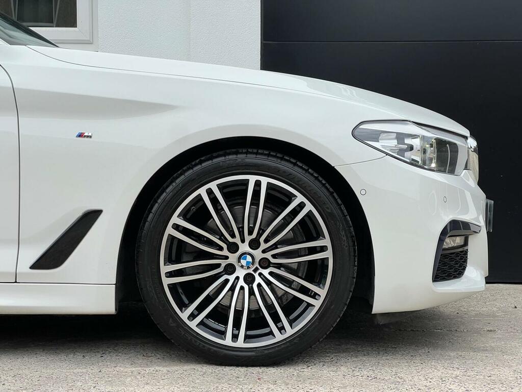 BMW 5 Series 530E Se Black #7