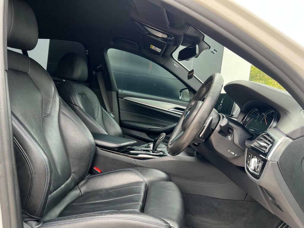 BMW 5 Series 530E Se Black #10