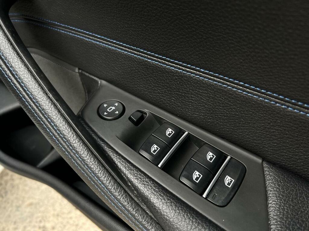 BMW 5 Series 530E Se Black #42