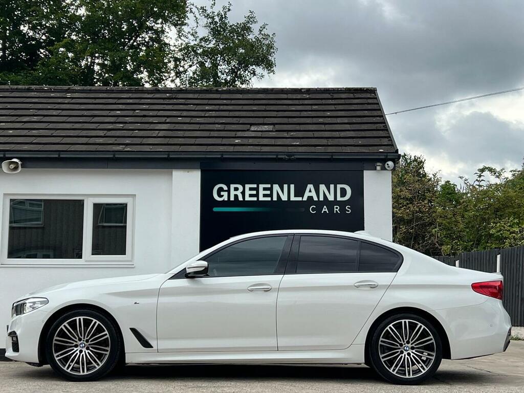 BMW 5 Series 530E Se Black #20