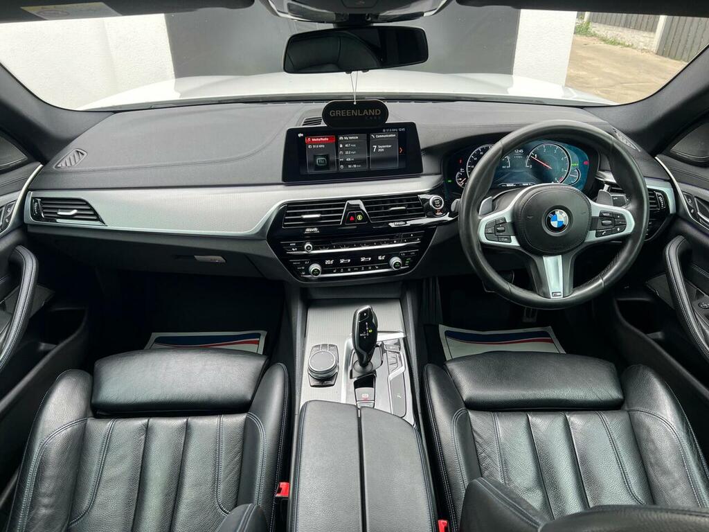 BMW 5 Series 530E Se Black #9
