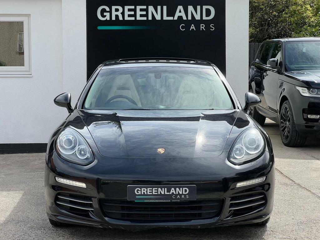 Porsche Panamera Hatchback #3