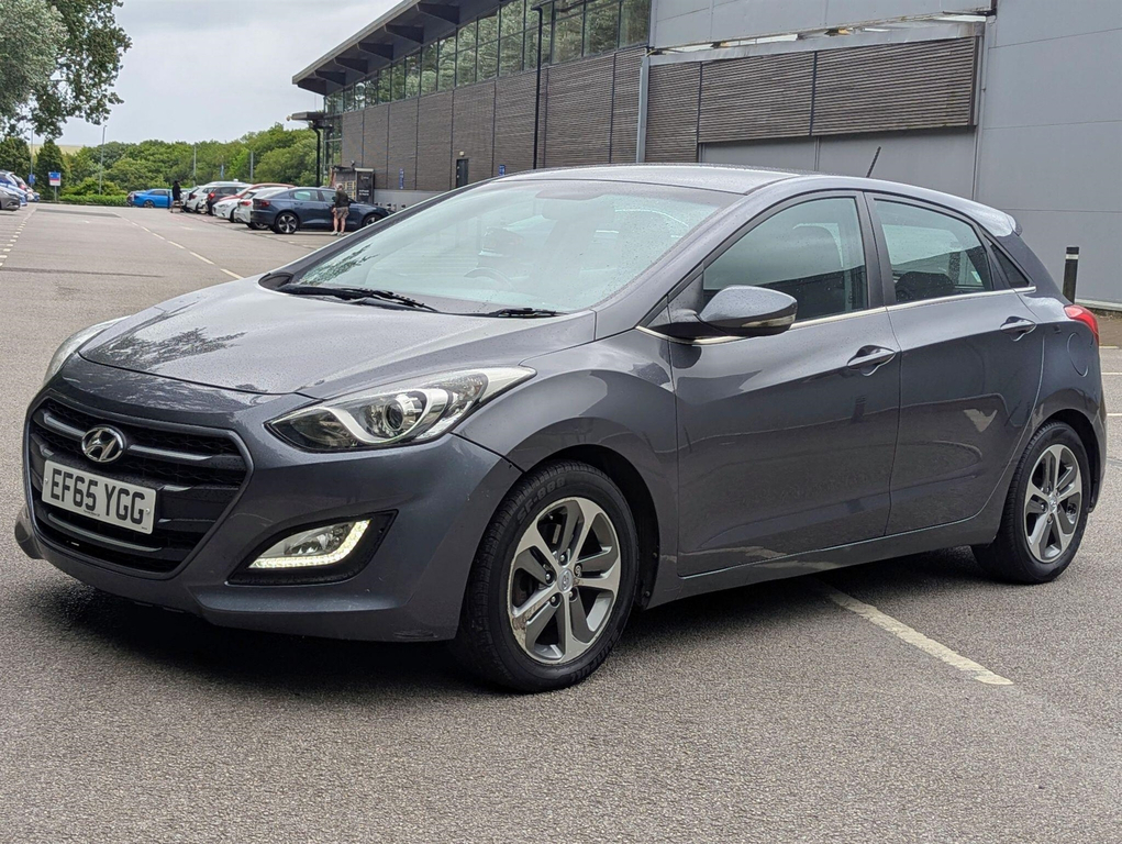 Hyundai I30 1.6 Crdi Blue Drive Se Nav Dct Euro 6 Ss  #3