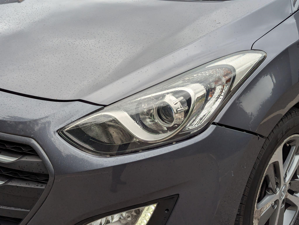 Hyundai I30 Hatchback White #35