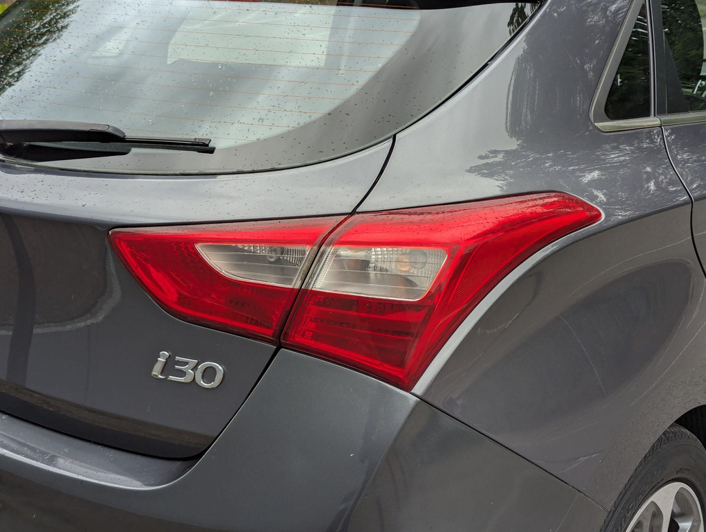 Hyundai I30 Hatchback White #25