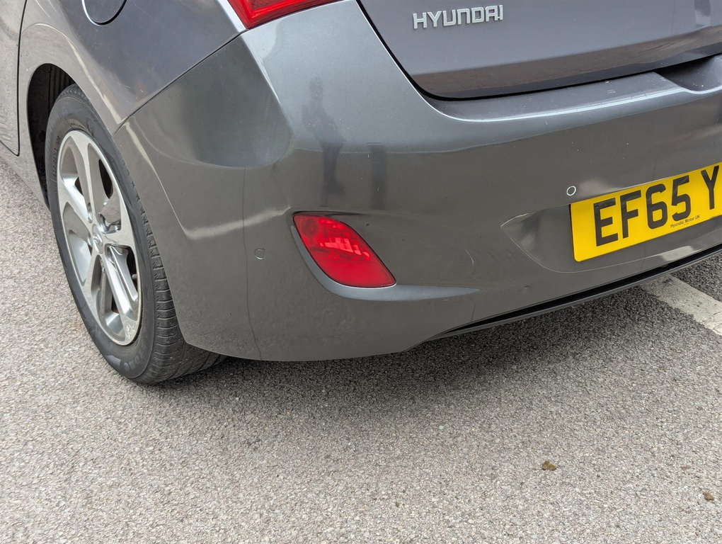 Hyundai I30 Hatchback White #30