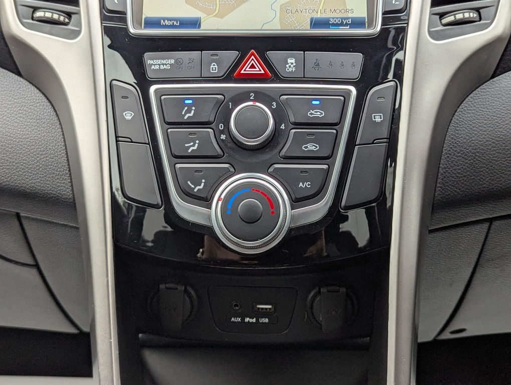 Hyundai I30 Hatchback White #20