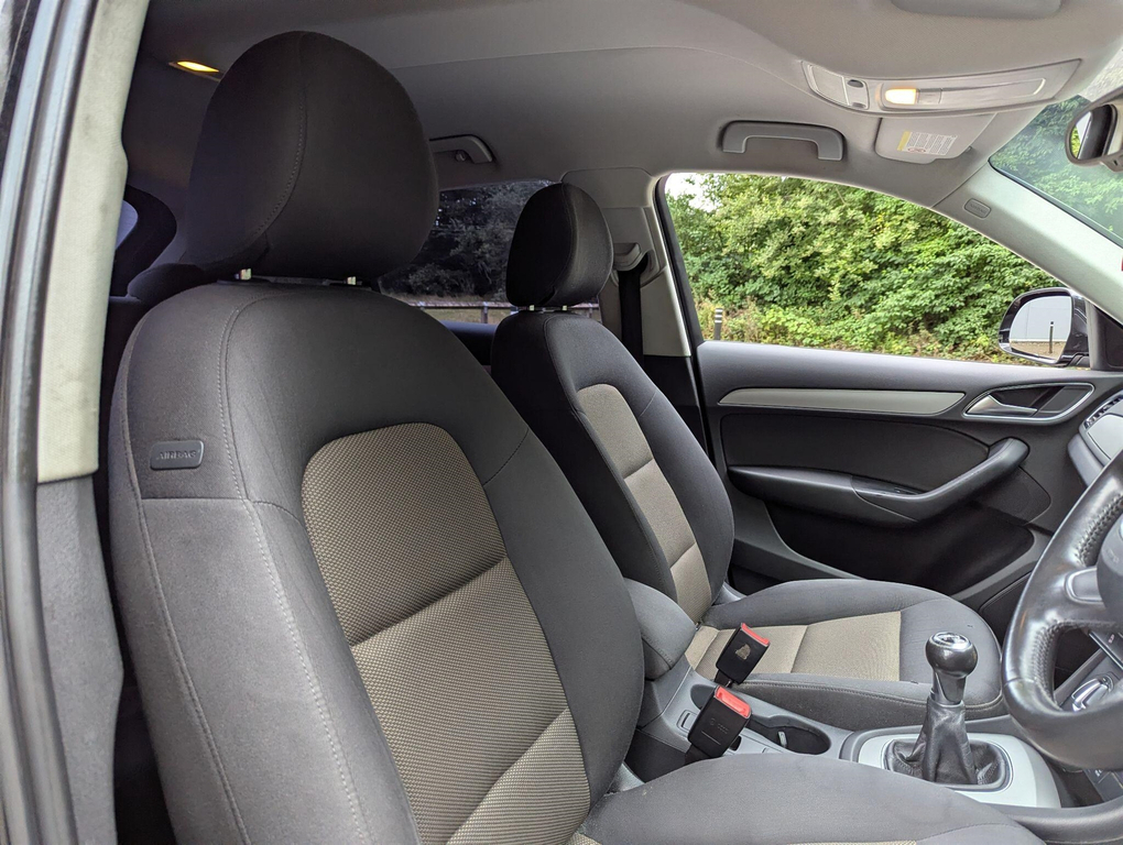 Audi Q3 Estate Blue #7