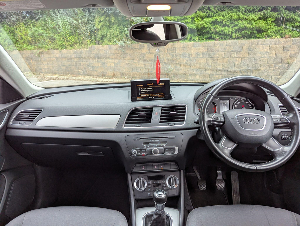 Audi Q3 Estate Blue #11
