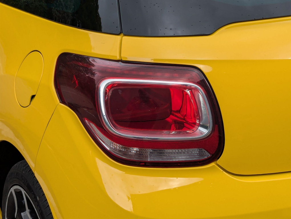 Citroen DS3 1.6 Dstyle Plus 120 Bhp Red #21