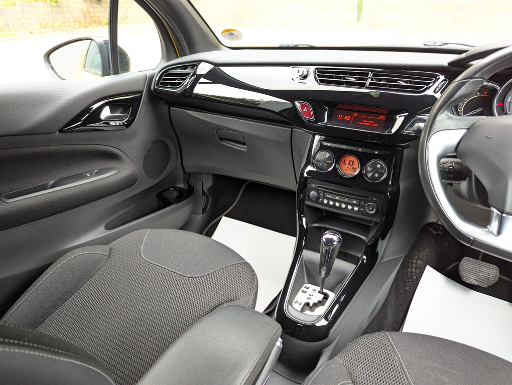Citroen DS3 1.6 Dstyle Plus 120 Bhp Red #11