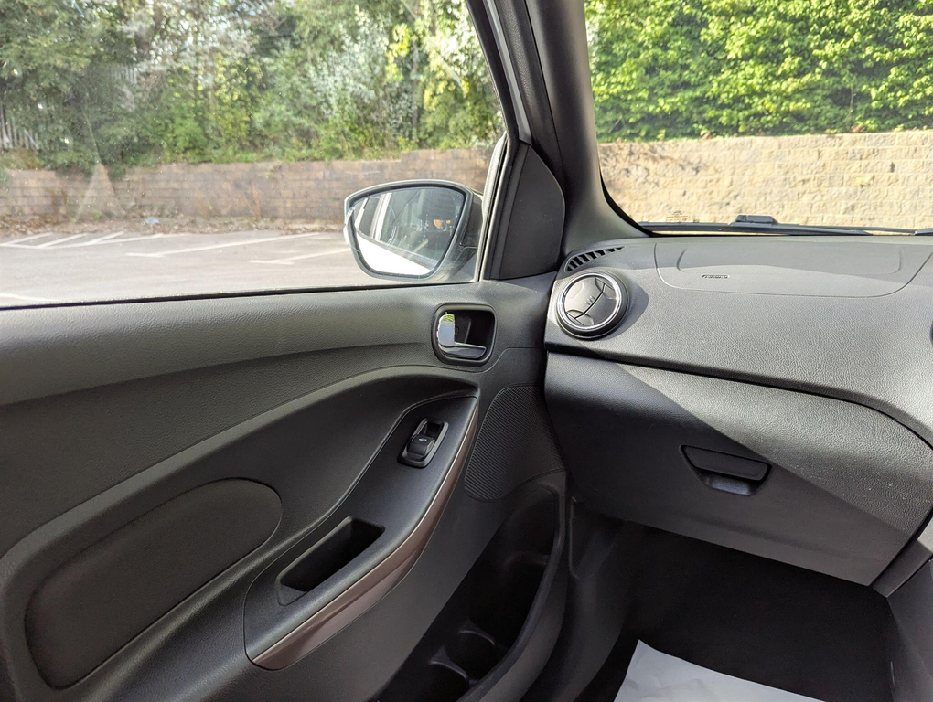 Ford KA+ 1.2 Zetec Silver #15
