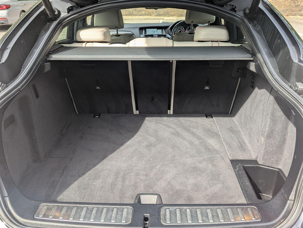 BMW X4 Xdrive20d Se White #11