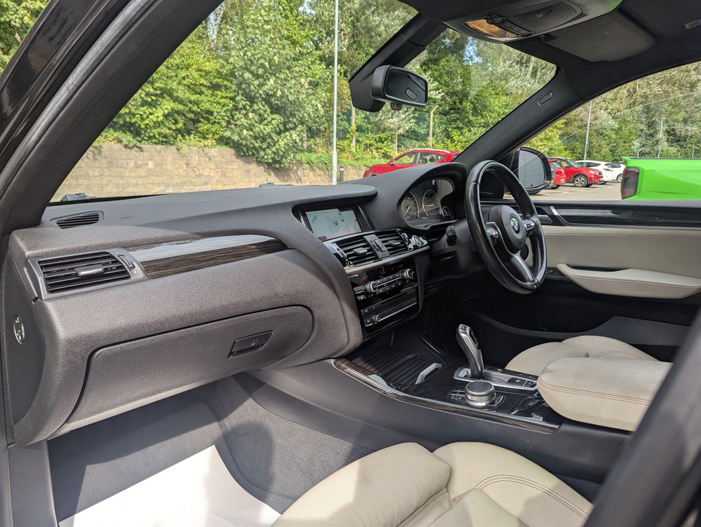 BMW X4 Xdrive20d Se White #7