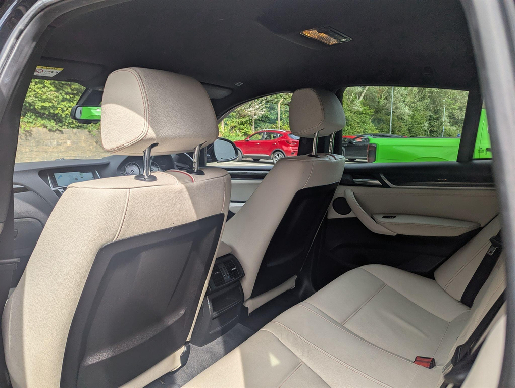 BMW X4 Xdrive20d Se White #28