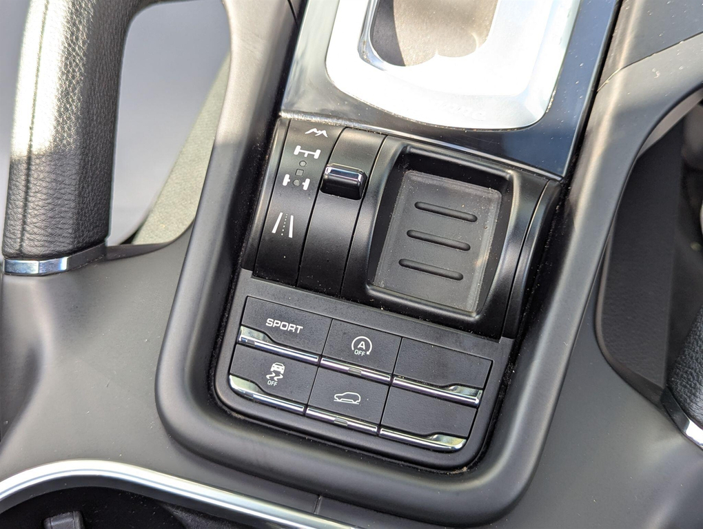 Porsche Cayenne 3.0 D V6 Tiptronic 245 Bhp Black #32