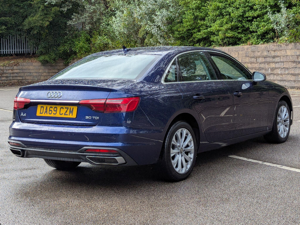 Audi A4 2.0 Tdi 30 Technik S Tronic Euro 6 Ss #3