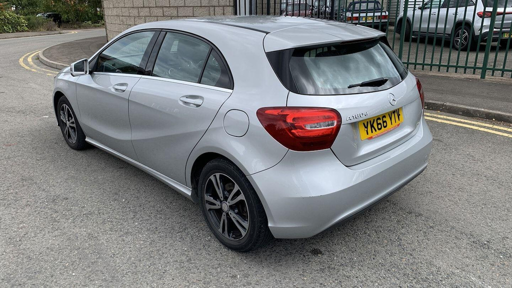 Mercedes-Benz A Class 1.5 Se 7G-dct Euro 6 Ss #2