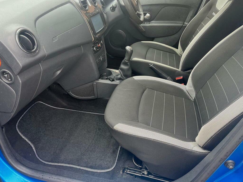 Dacia Sandero Stepway  Blue #37