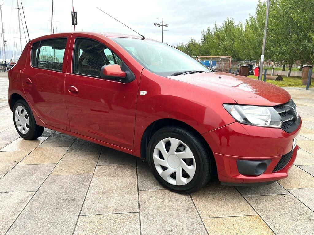Dacia Sandero 1.2 Laureate Euro 5 Red