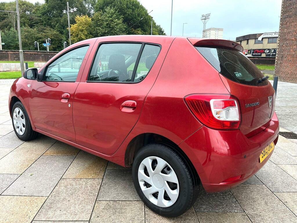 Dacia Sandero 1.2 Laureate Euro 5 Red #4