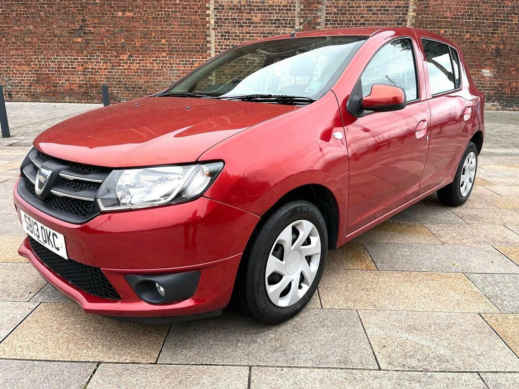Dacia Sandero 1.2 Laureate Euro 5 Red #3