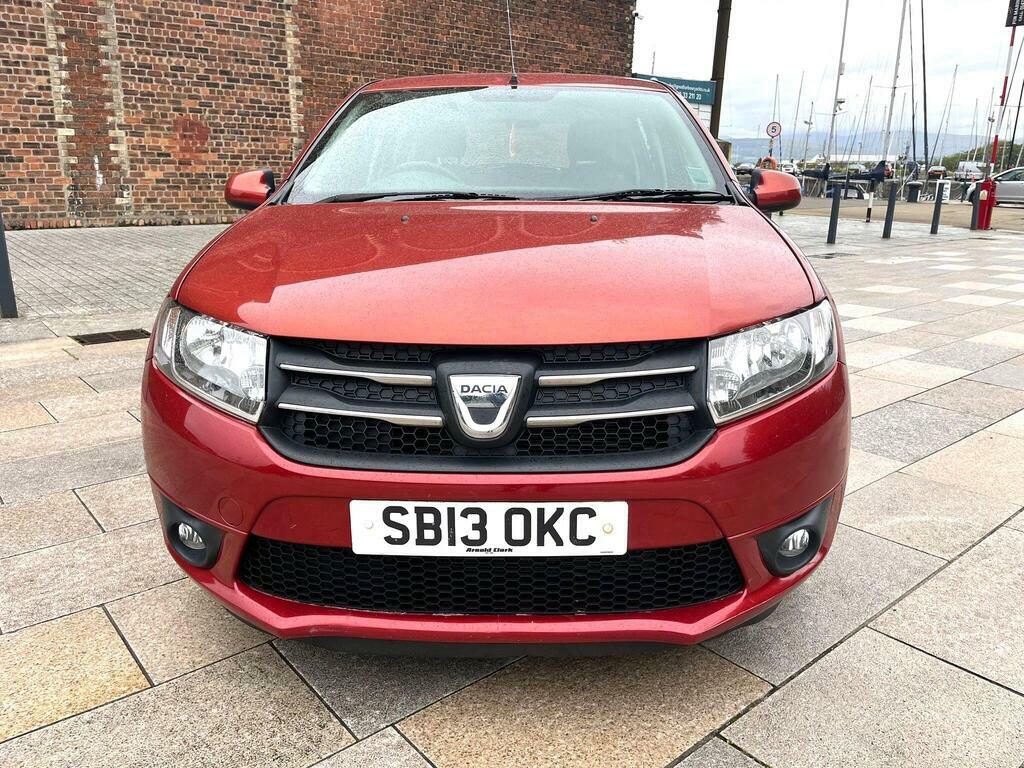 Dacia Sandero 1.2 Laureate Euro 5 Red #2