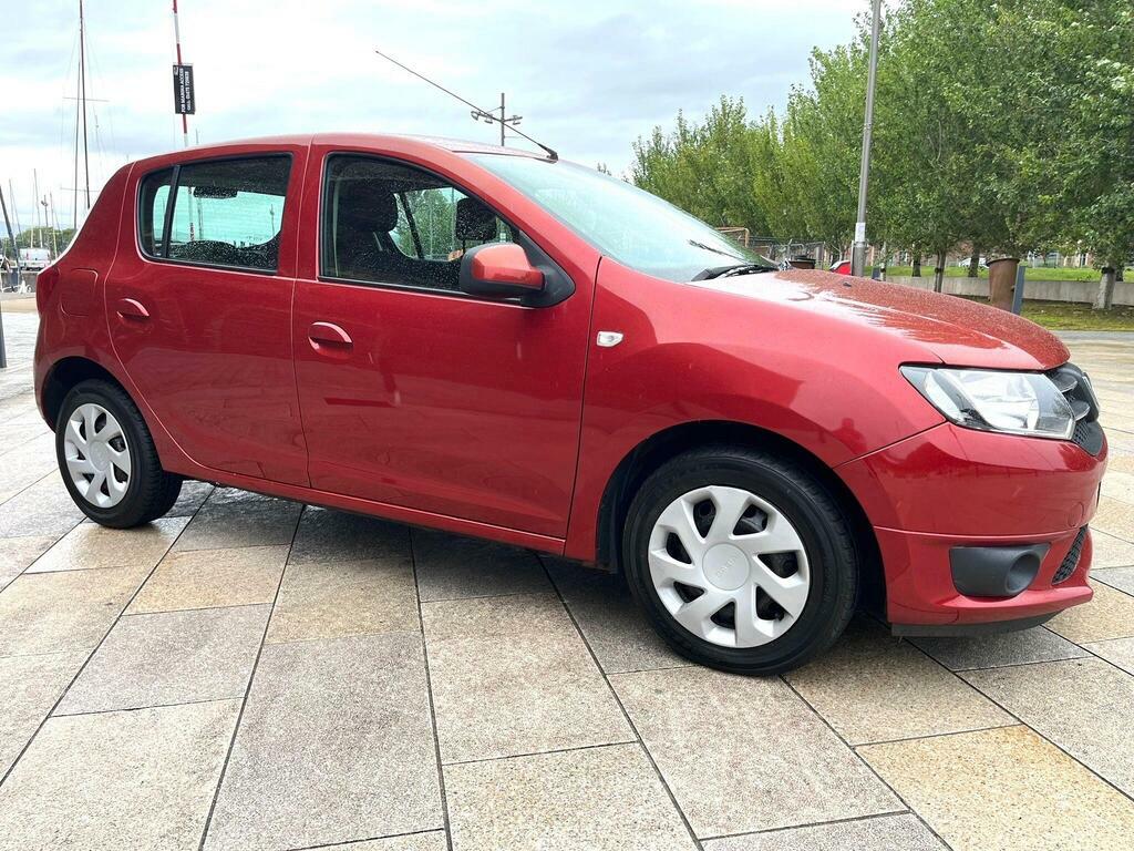 Dacia Sandero 1.2 Laureate Euro 5 Red #6