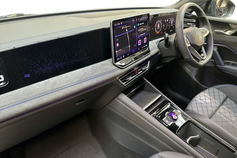Volkswagen Tiguan 1.5 Etsi Mhev R-line Suv Hybrid Dsg 15 Grey