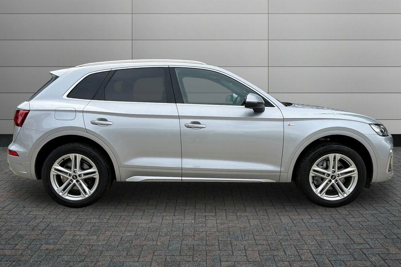 Audi Q5 2.0 Tdi 40 S Line Suv S Tronic Quattro Silver #4