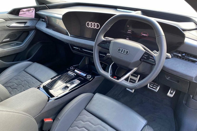 Audi A6 E-tron Avant 100Kwh Performance Launch Edition Estate Elect White #4