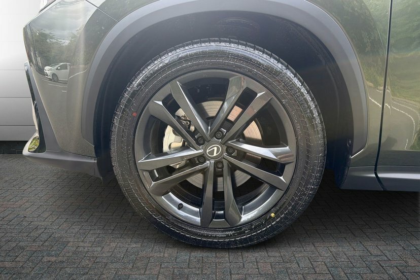 Lexus NX 2.5 450H 18.1Kwh Premium Plus Suv Plug #5