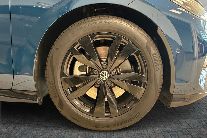 Volkswagen ID.7 Pro 77Kwh Match Plus Fastback Blue #5