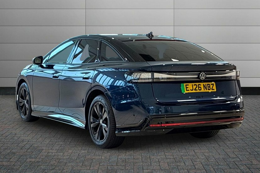 Volkswagen ID.7 Pro 77Kwh Match Plus Fastback Blue #3