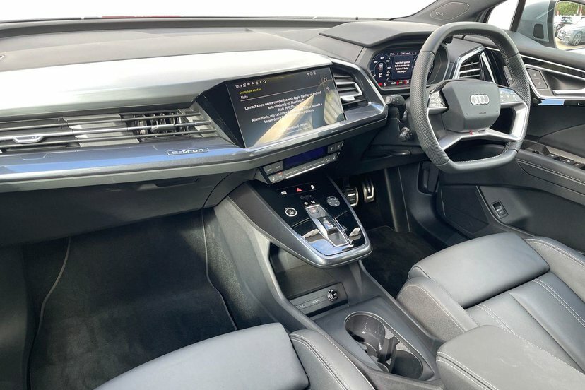 Audi Q4 E Tron 45 S Line Suv 82Kwh 286 Ps Silver #2