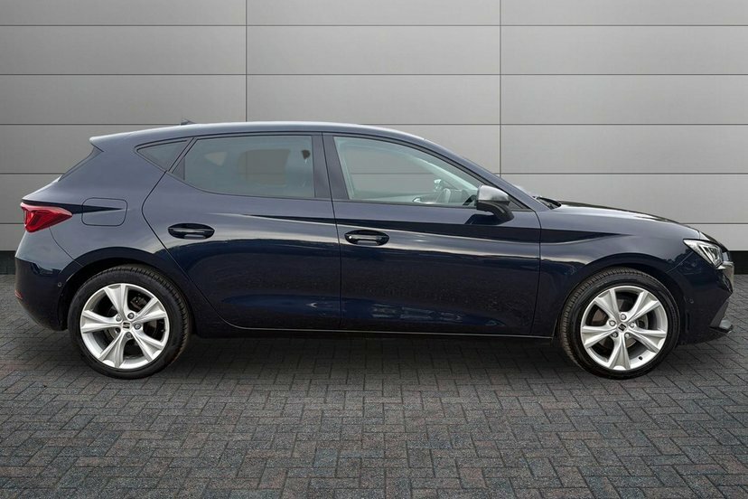 Seat Leon 1.5 Tsi Evo Fr Hatchback 130 Ps AY71VEH Blue #4