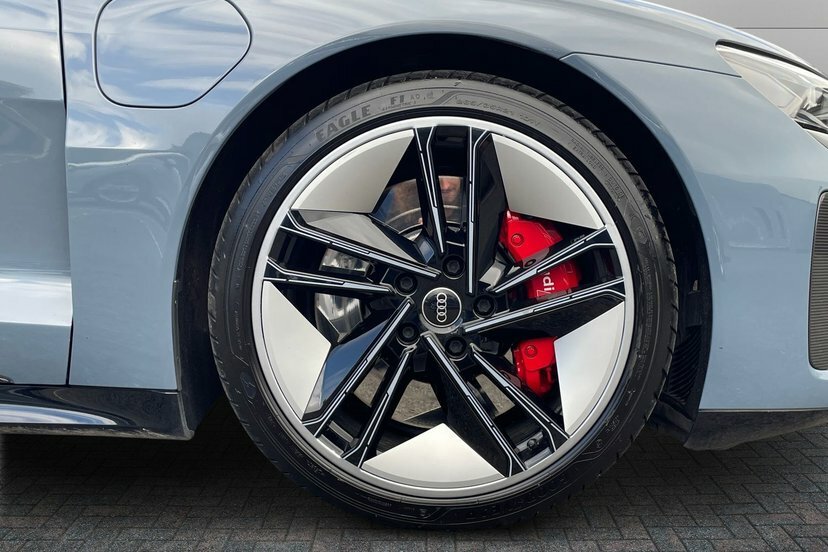 Audi Rs E-Tron Gt 93.4Kwh Carbon Black Saloon Quat Grey #4