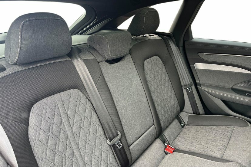 Audi A6 Avant 2.0 Tdi Launch Edition Plus Estate S Tr GY25VNH Black #6