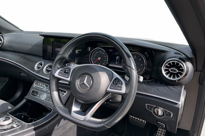 Mercedes-Benz E Class E220d Amg Line Cabriolet J6FWY White #5