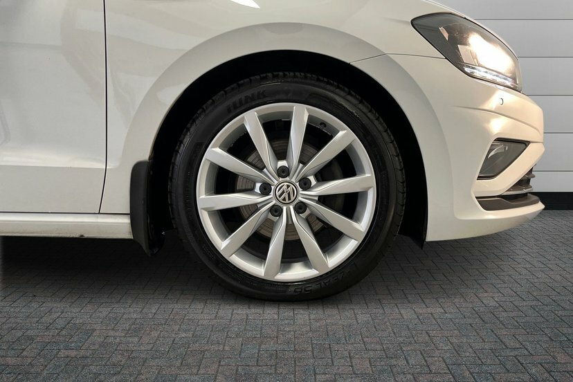 Volkswagen Golf SV 1.6 Tdi Gt Mpv 115 Ps White #5