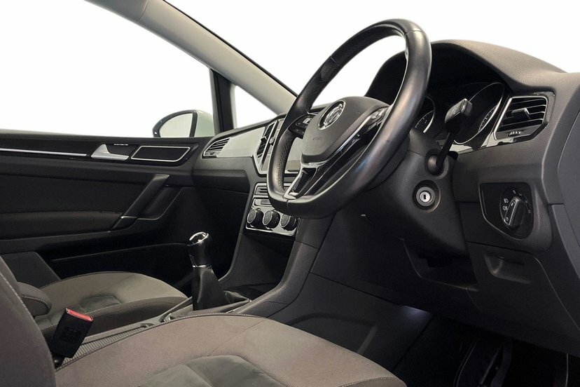 Volkswagen Golf SV 1.6 Tdi Gt Mpv 115 Ps White #6